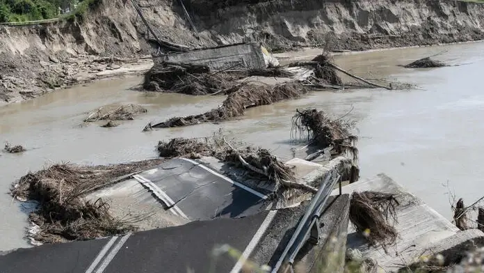 Clima, nel 2023  378 eventi estremi in Italia, il 22% in più